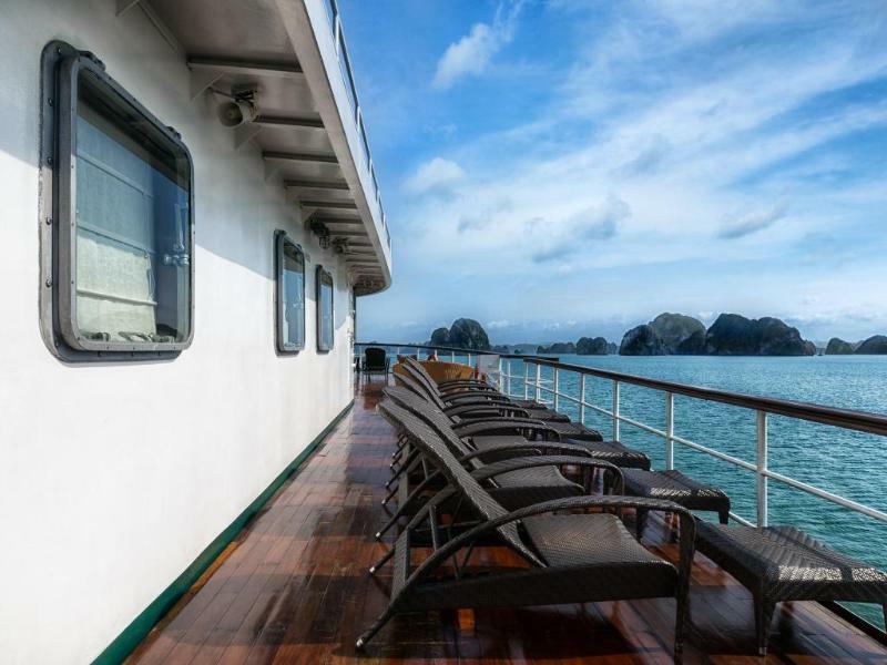 Emeraude Classic Cruises Hotel Ha Long Exterior photo