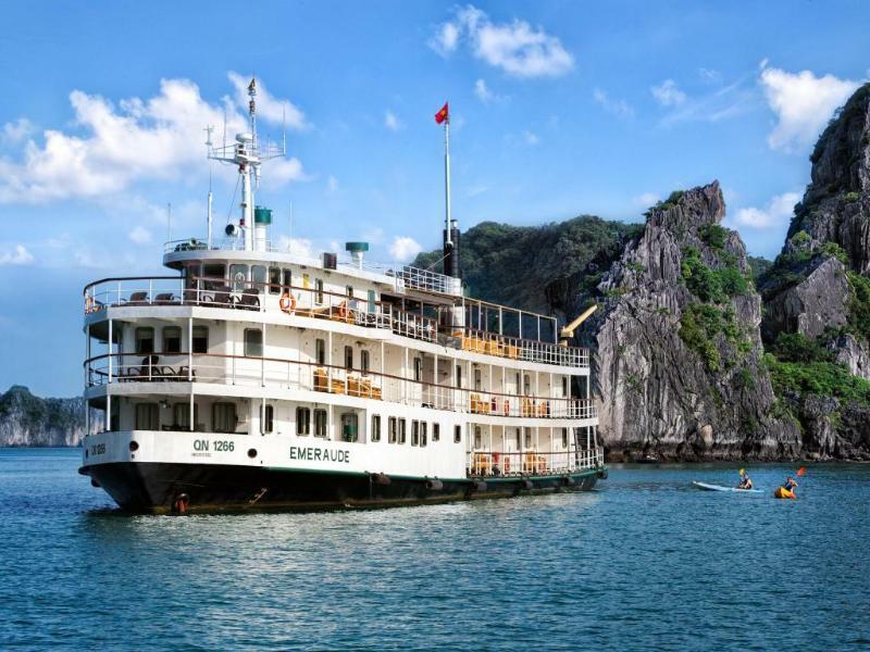 Emeraude Classic Cruises Hotel Ha Long Exterior photo