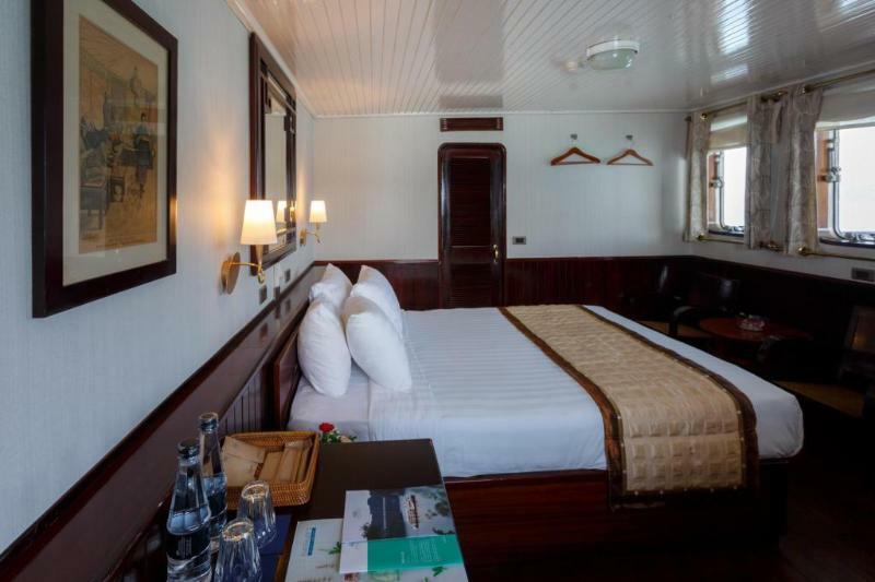 Emeraude Classic Cruises Hotel Ha Long Exterior photo